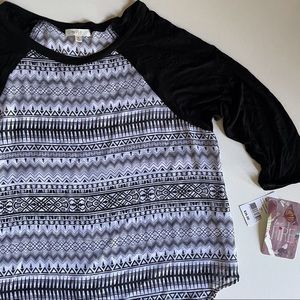 Love Fire Geometric Black Raglan Blouse Top Shirt 3/4 Sleeve Sheer XL NWT